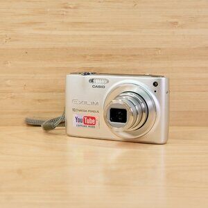 Casio Exilim EX-Z300 Digital Camera Silver 10.1MP 4x Zoom BOXED Tested